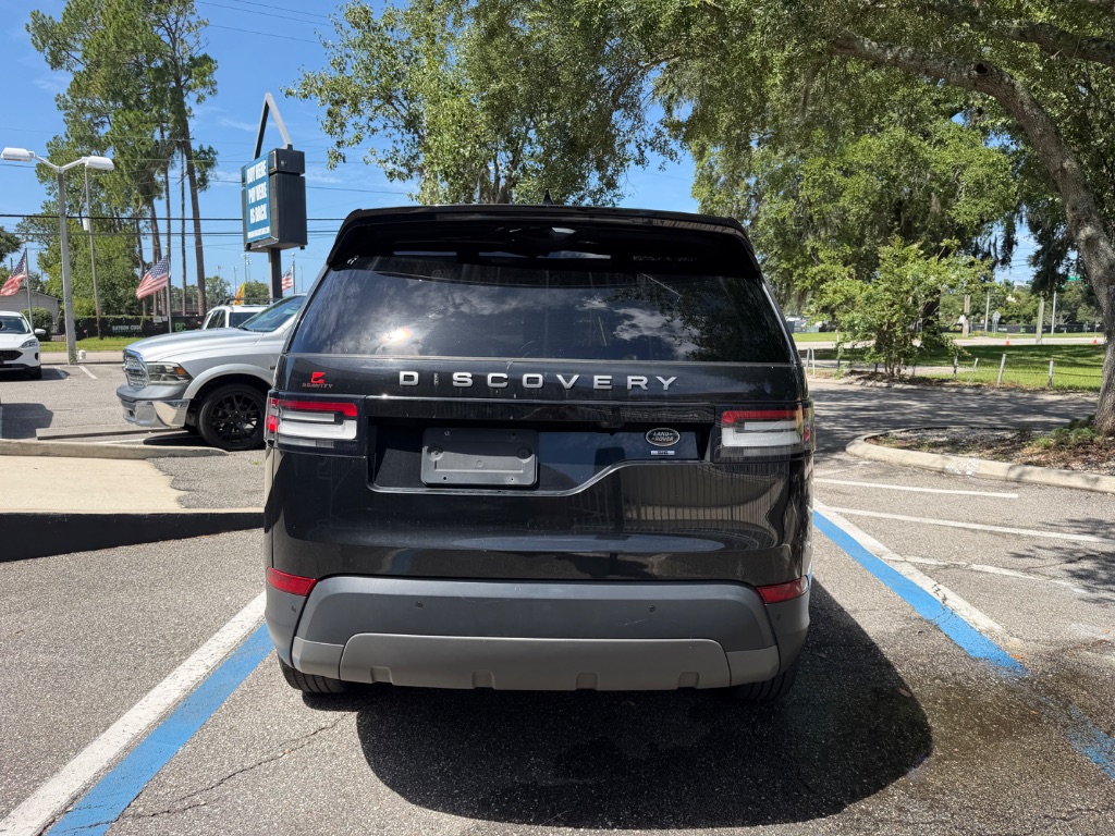 2020 Land Rover Discovery - $16,999